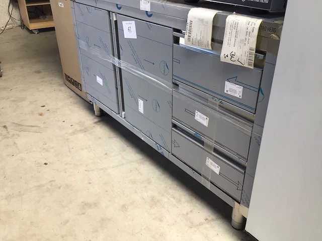 Rvs werktafel - afbeelding 4 van  7