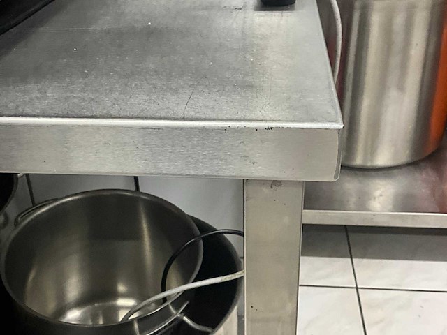 Rvs werktafel - afbeelding 3 van  3