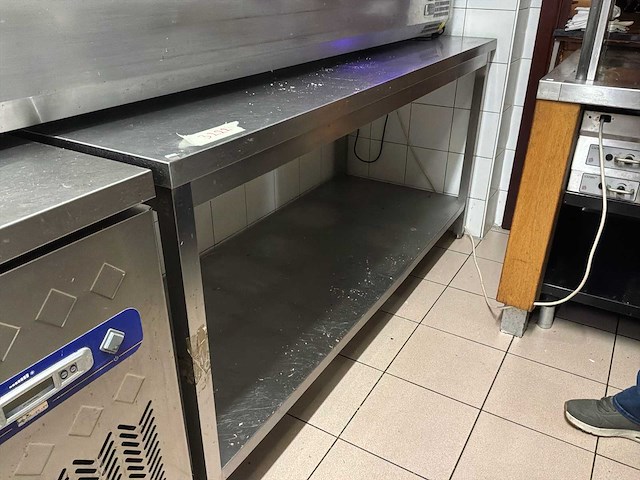 Rvs werktafel - afbeelding 1 van  1