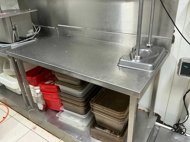 Rvs werktafel - afbeelding 2 van  4