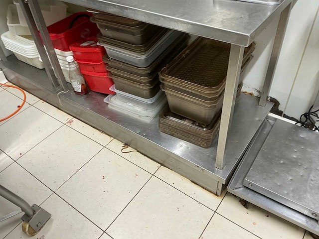 Rvs werktafel - afbeelding 3 van  4