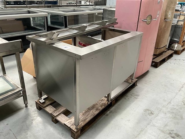 Rvs werktafel - afbeelding 1 van  7