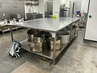 Rvs werktafel - afbeelding 1 van  3