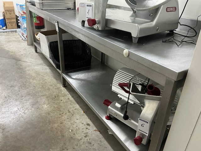 Rvs werktafel - afbeelding 2 van  4
