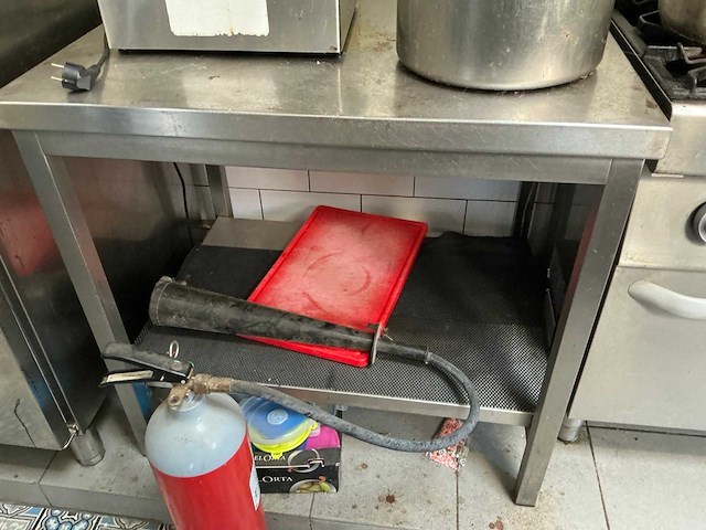 Rvs werktafel - afbeelding 1 van  2