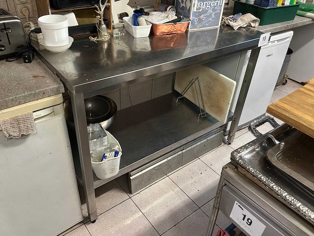 Rvs werktafel - afbeelding 1 van  3