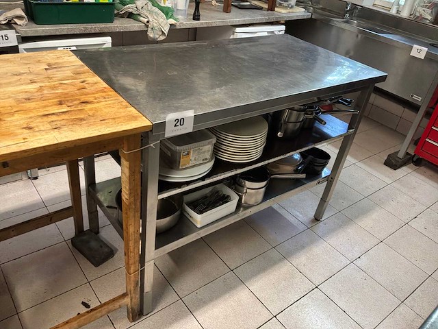 Rvs werktafel - afbeelding 1 van  3