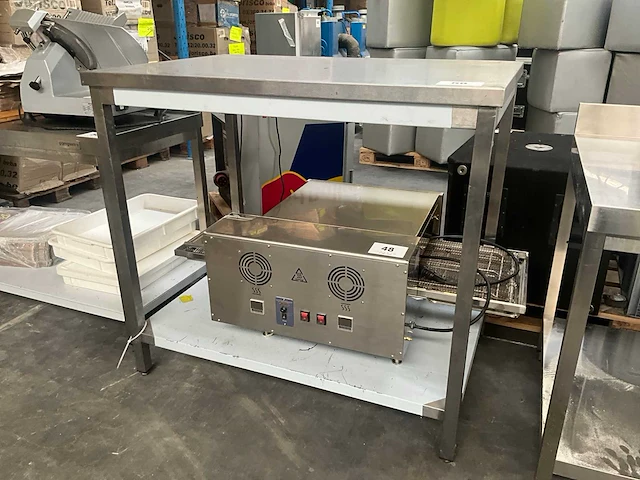 Rvs werktafel - afbeelding 2 van  4