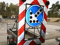 R.w. signalisatie-aanhangwagen - afbeelding 6 van  9