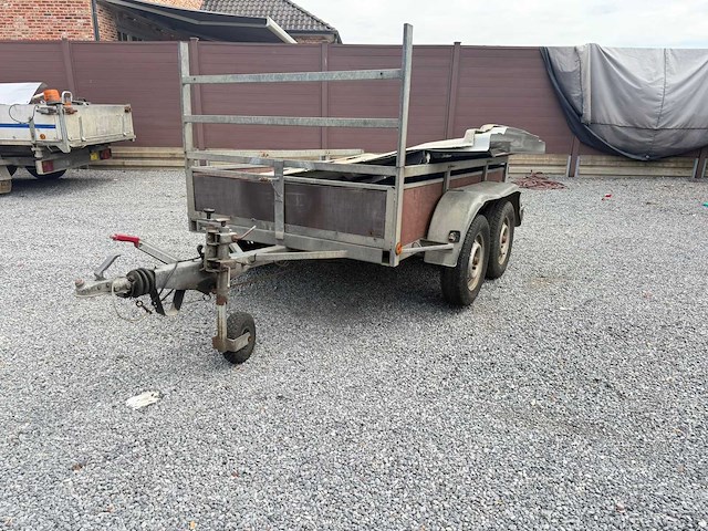 Rw t1200 aanhangwagen - afbeelding 1 van  3