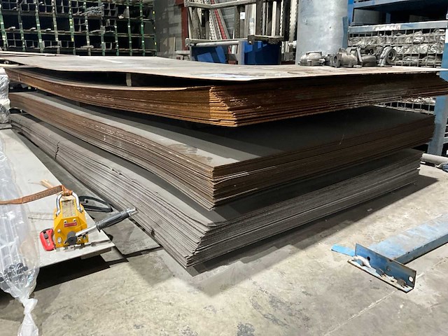 S235jr stalen platen (151x) - afbeelding 4 van  6