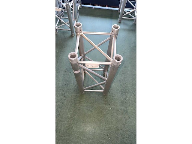 S31 straight 62 cm sq30 - afbeelding 1 van  1