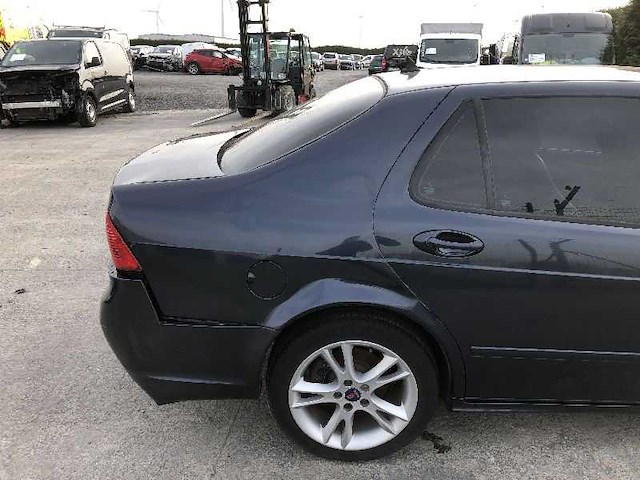 Saab 9-5 2.3l 16v vintage auto's > 15 - afbeelding 3 van  23