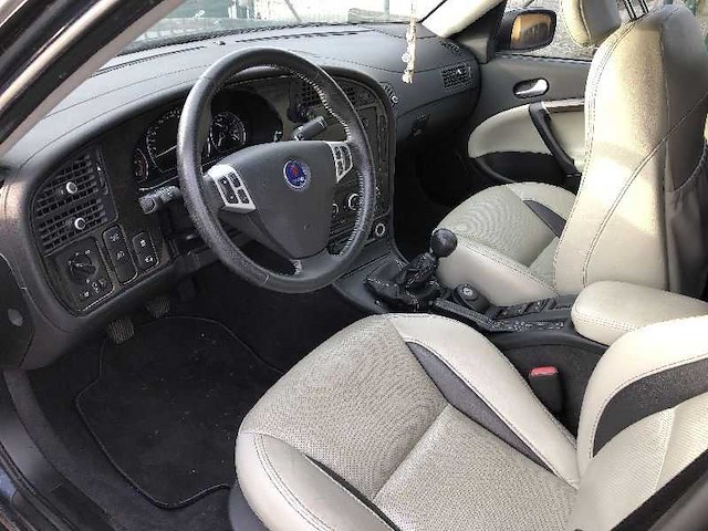Saab 9-5 2.3l 16v vintage auto's > 15 - afbeelding 9 van  23