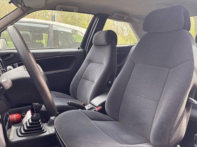 Saab 900 - afbeelding 36 van  37