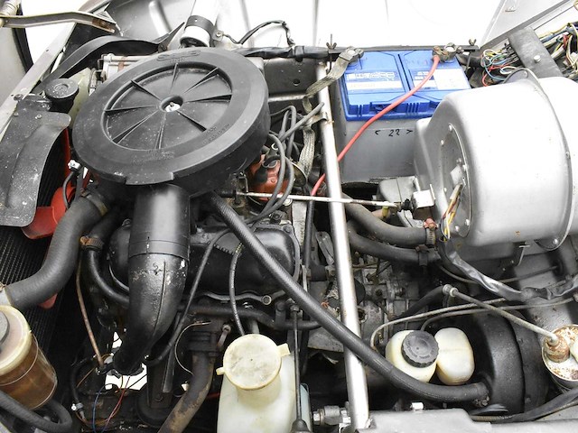 Saab 96 - afbeelding 32 van  45