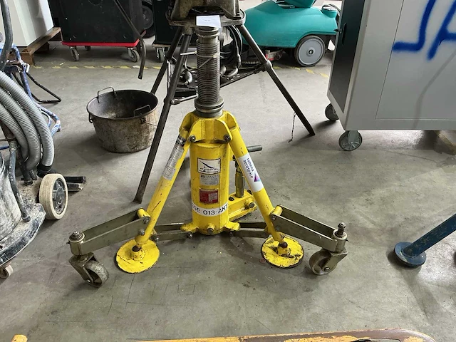 Sabena aerospace me 5.24 38c ondersteuningsbok-en krik - afbeelding 1 van  4