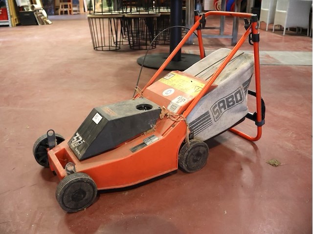 Sabo grasmachine - afbeelding 1 van  4