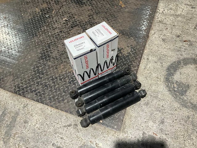 Sachs schokbreker (4x) - afbeelding 1 van  5