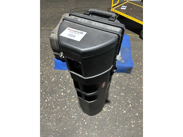 Sachtler - video 18 - tripod sachtler video 18 - afbeelding 2 van  4