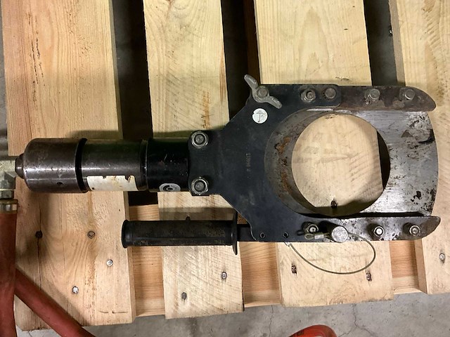 Sadinter ssa hydraulische kabelsnijtang - afbeelding 1 van  5