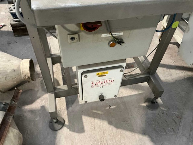 Safeline industriële metaaldetector - afbeelding 5 van  9