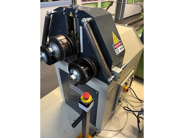 Sahinler - pk35 - buigmachine - afbeelding 2 van  5