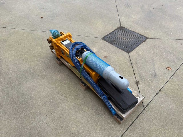 Sailing - 2025 - 35 - hamer - afbeelding 1 van  2