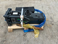 Sailing - 2025 - 35 - hydraulische hamer sailing35