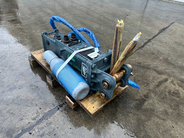 Sailing - 2025 - 35 - hydraulische hamer - afbeelding 8 van  9