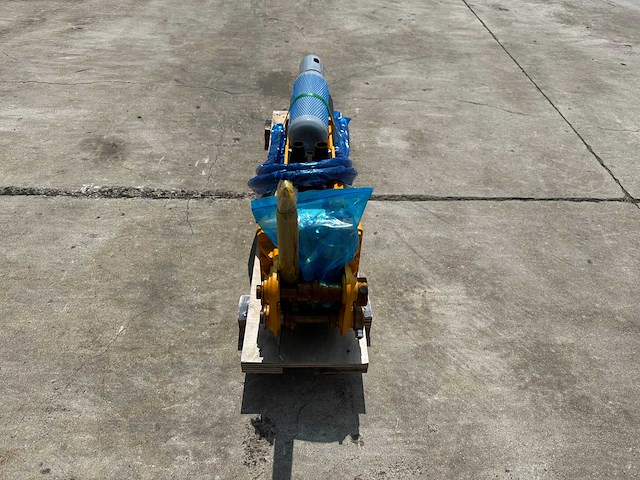 Sailing - 2025 - 35 - hydraulische hamer - afbeelding 3 van  8