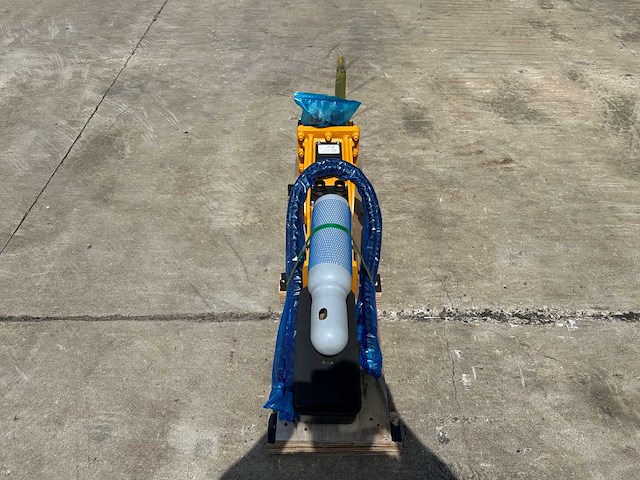 Sailing - 2025 - 35 - hydraulische hamer - afbeelding 7 van  9