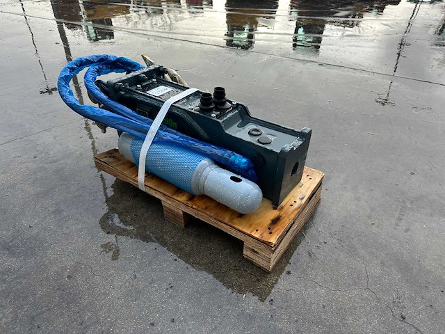 Sailing - 2025 - 35 - hydraulische hamer - afbeelding 4 van  10