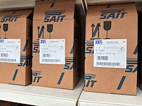 Sait r-saitrol/ saitex re grote partij diverse schuurband - afbeelding 9 van  12