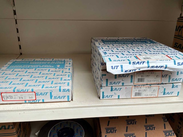 Sait r-saitrol/ saitex re grote partij diverse schuurband - afbeelding 6 van  10