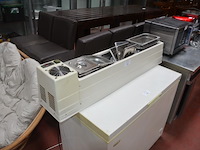 Saladette zonder merk met 9 inox bakjes (20) - afbeelding 2 van  6
