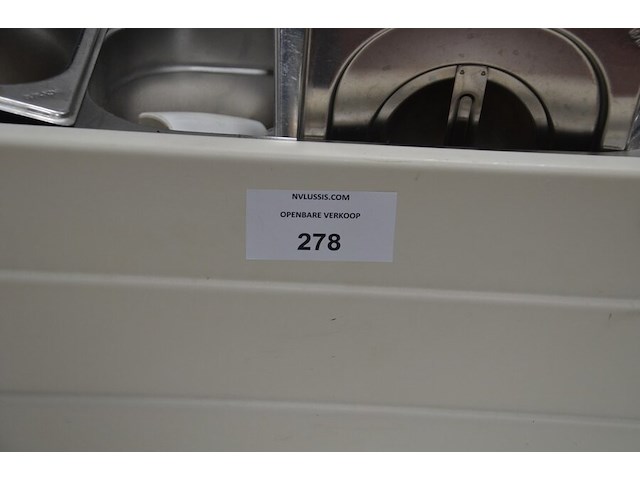 Saladette zonder merk met 9 inox bakjes (20) - afbeelding 5 van  6