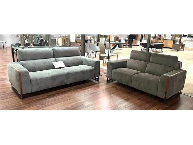 Salon - afbeelding 1 van  7