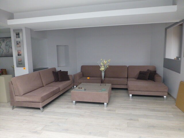 Salon - afbeelding 1 van  6