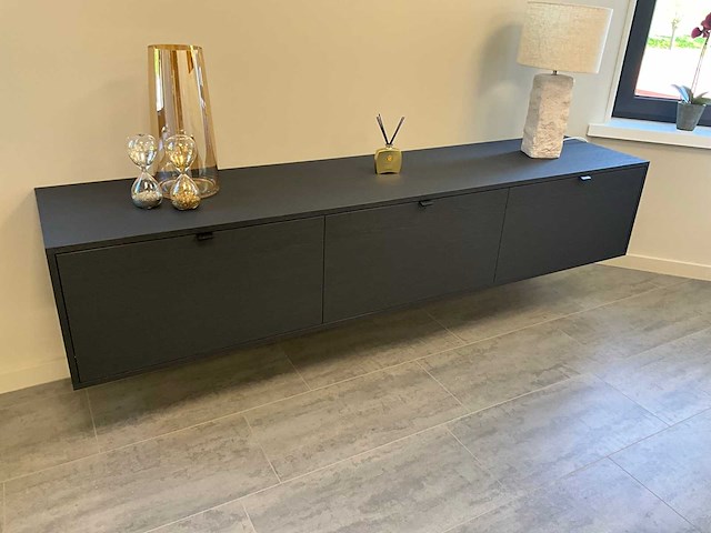 Salontafel en hangwandkast - afbeelding 12 van  13