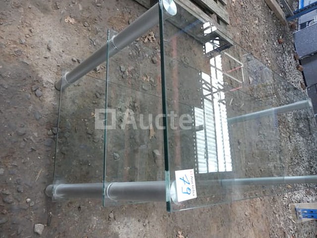 Salontafel in de woonkamer - afbeelding 1 van  3