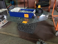Salontafel in graniet - afbeelding 1 van  3
