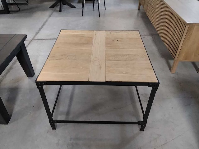 Salontafel massief eik (3x) - afbeelding 1 van  2
