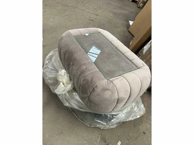 Salontafel met glazen blad. - afbeelding 1 van  3
