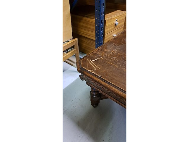 Salontafel met kras - afbeelding 2 van  2