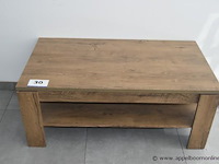 Salontafel met legplank