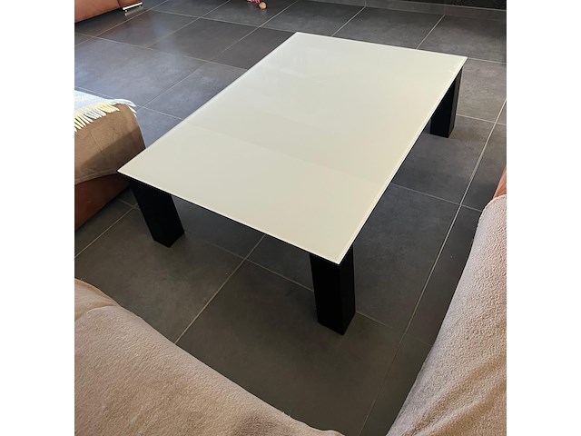 Salontafel perfecta - afbeelding 1 van  1