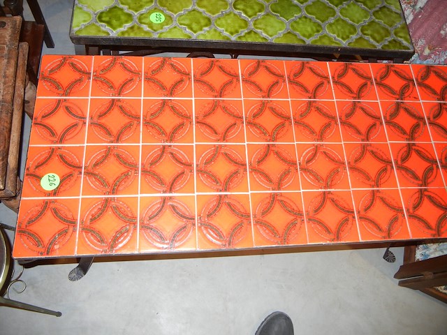 Salontafel (rood) - afbeelding 1 van  1