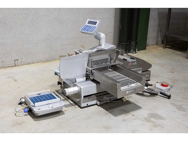 Sam - 2014 - p310f - automatische snijmachine - afbeelding 2 van  7