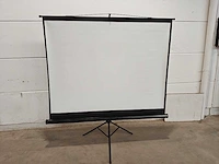 Sam creative - projection screen